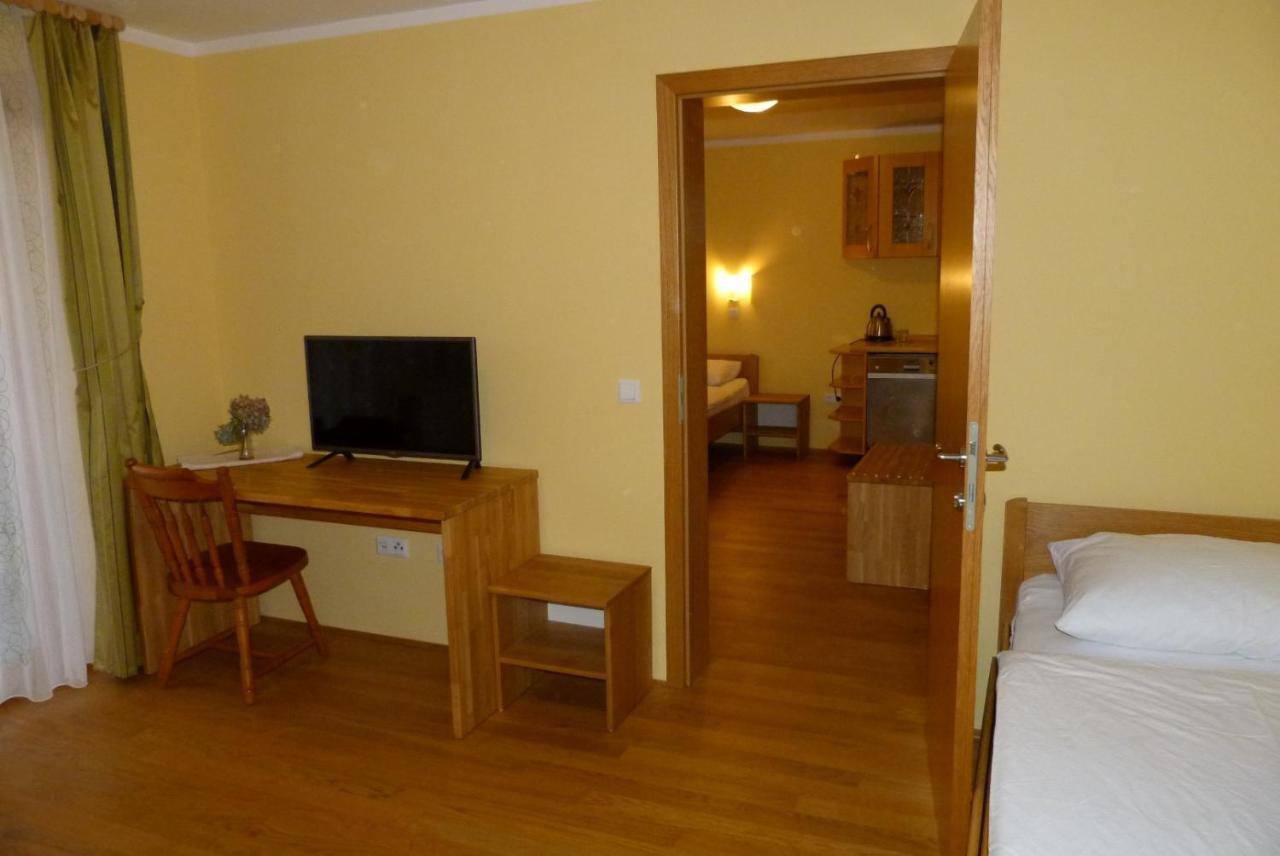 Guest House Eco Vila Mila Рогашка Слатина Экстерьер фото